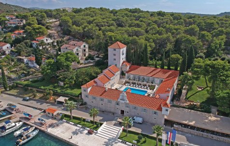 Islands Brač, Šolta & Blue lagoon - Private speedboat tour