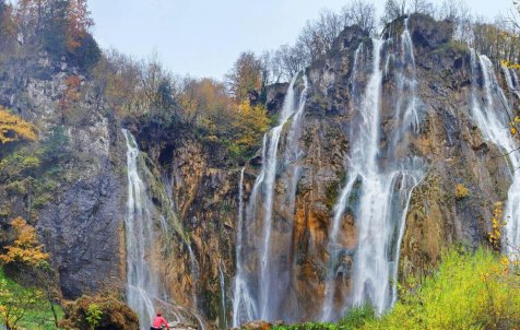 N.P. Plitvice lakes - 16 lakes inter-connected by a series of waterfalls